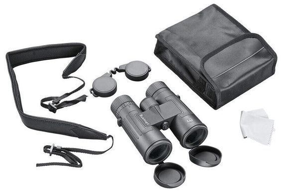 Бінокль Bushnell Legend Black 10x42 мм. IPX7