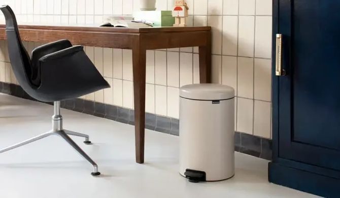Бак для сміття Brabantia PEDAL BIN, об'єм 12 л, бежевий (149924)